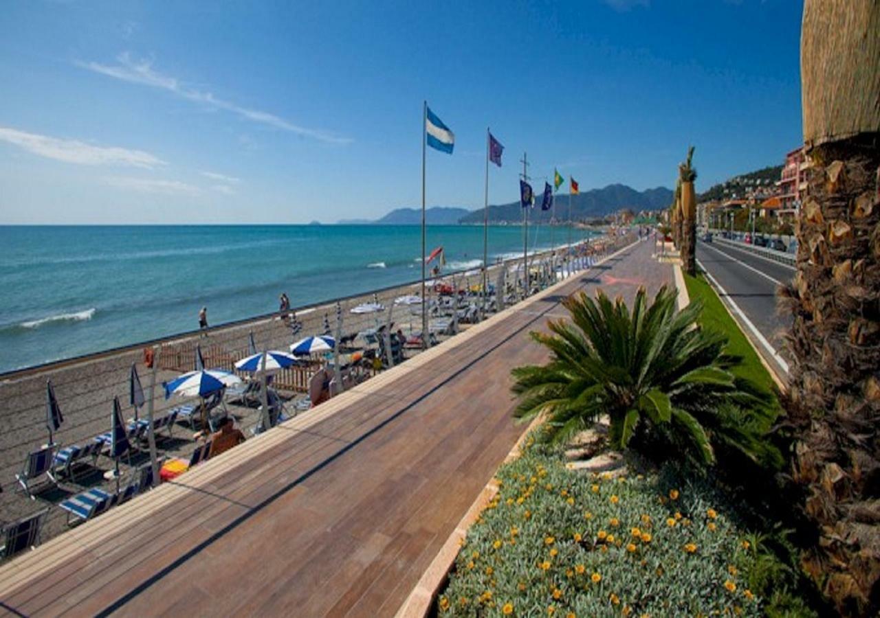 Very Cosy House With Fabulous Sea View! Pietra Ligure Extérieur photo